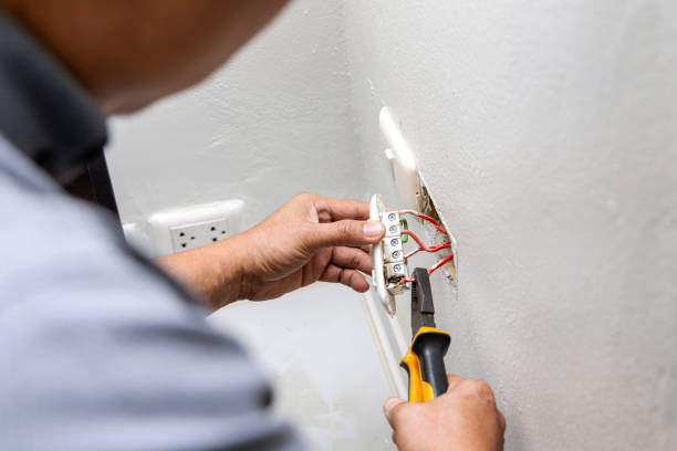 Best Licensed Electrician  in Lexington, IL